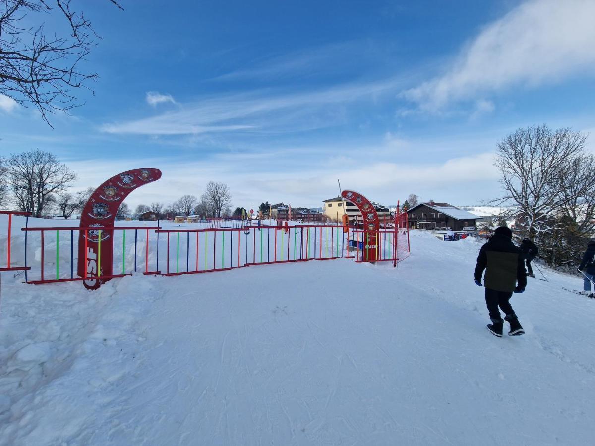 VIP Place Family Alti1000 Télésiège Métabief Avec jardin privé à 50 M des pistes Exterior foto