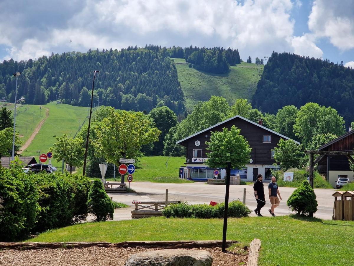 VIP Place Family Alti1000 Télésiège Métabief Avec jardin privé à 50 M des pistes Exterior foto